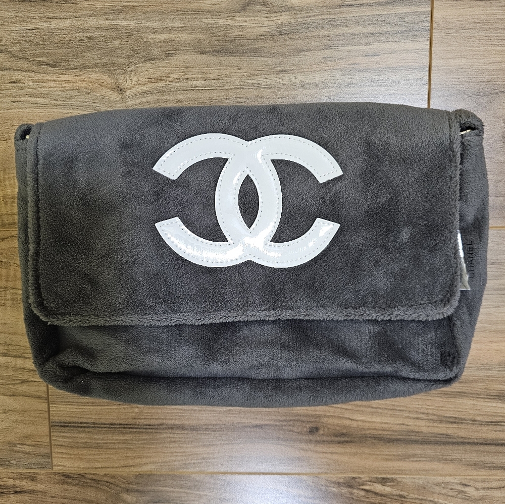Chanel Precision Choose Any Color - Picture 3 of 5